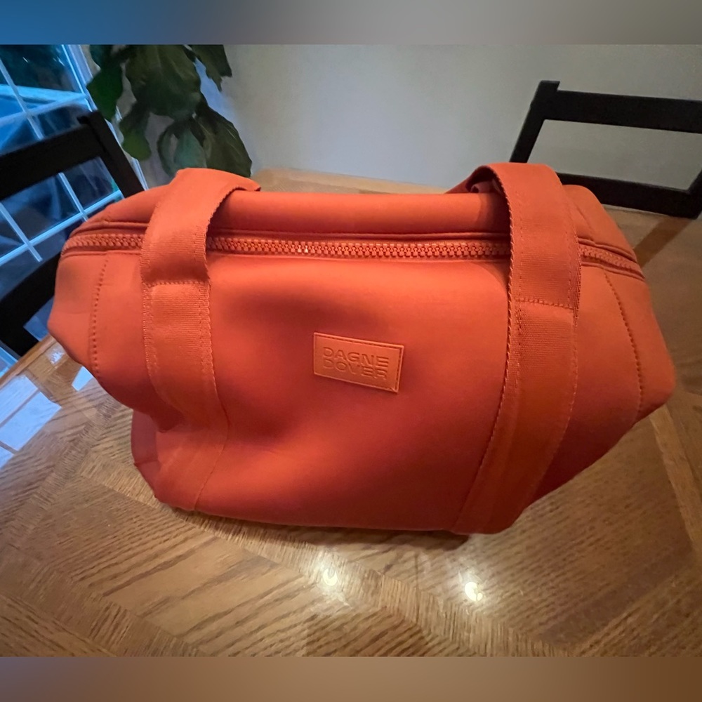 Dange dover carryall duffle in sienna color - size large